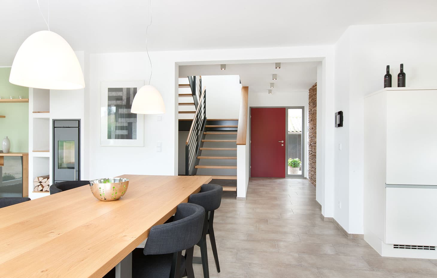 Musterhaus – Weissach im Tal-wohnzimmer-treppe