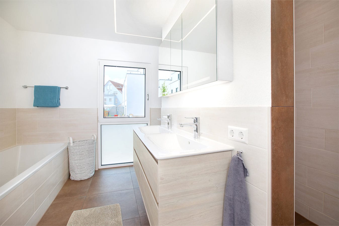 stadthaus-mit-extra-badezimmer-fuer-kinder