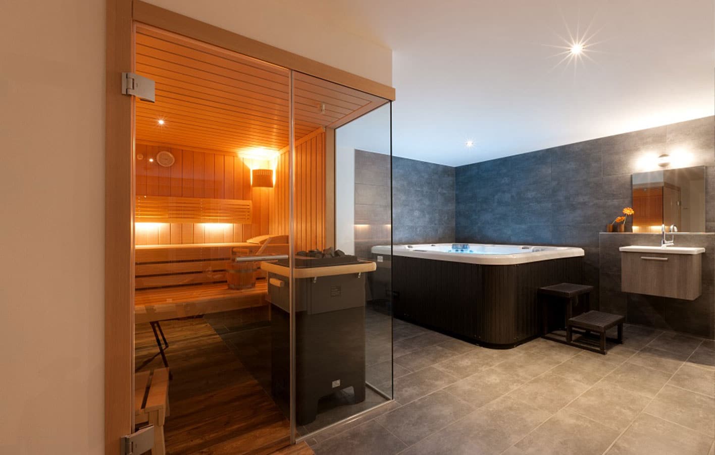 Glatthaar Wellness Keller Sauna Kellerraum