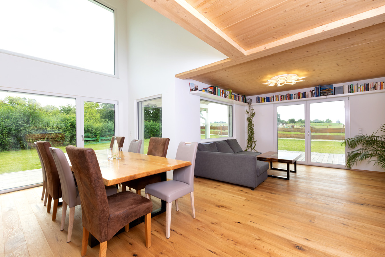 Charmantes Einfamilienhaus mit ländlichem Flair - Esszimmer / Wohnzimmer